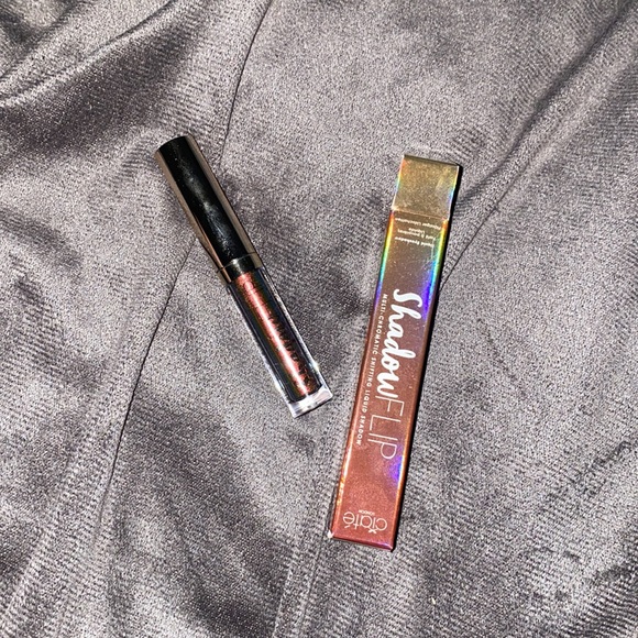 🦋Brand New 5 piece makeup bundle! - Picture 7 of 8